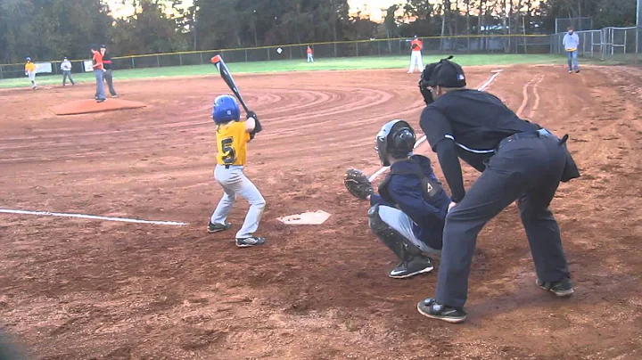 Alex (8yr) playing 14u baseball with big brother's team - DayDayNews