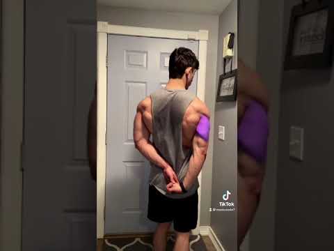 Video: Ar tricepso spaudimai veikia ilgą galvą?