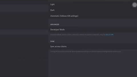 Turning on light mode on Discord be like:
