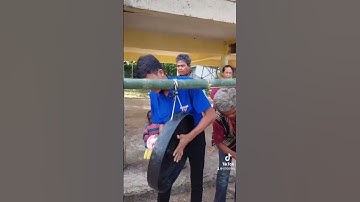 Lớp học cồng chiêng cho thanh niên người S