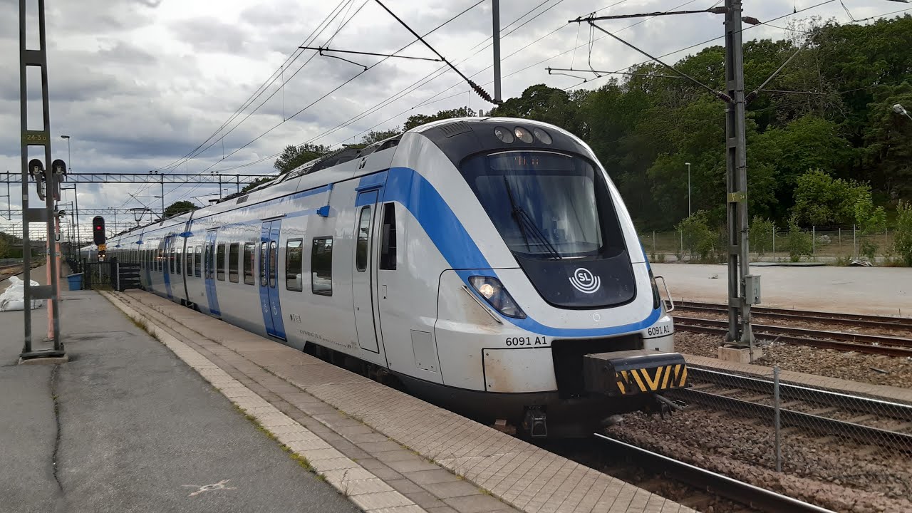 Tåg i Upplands väsby / Trains in Upplands väsby