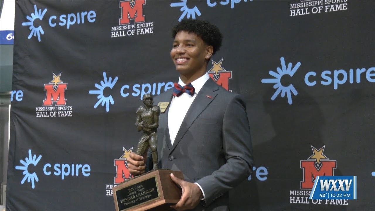 Ole Miss QB Trinidad Chambliss wins 2025 C-Spire Conerly Trophy