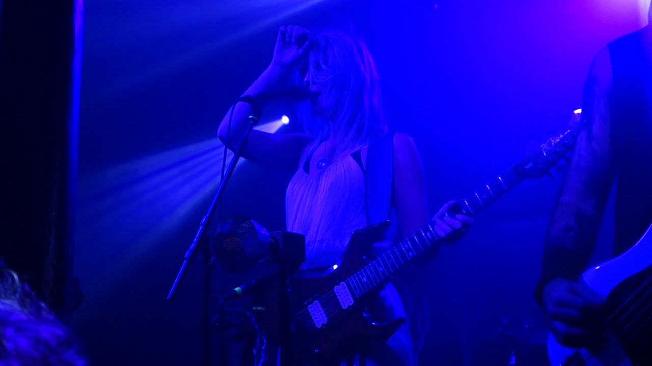 Myrkur - Onde Børn (live at The Fleece)