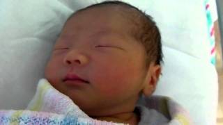 Newborn baby by Charlie Lim 1,726 views 13 years ago 1 minute, 34 seconds