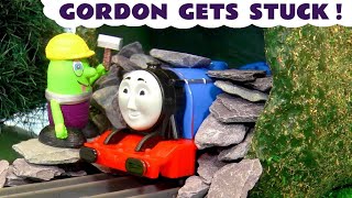 gordon gets stuck in a tunnel toy train story with funlings