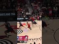 CRAZY PASS FROM DENI AVDIJA TO A TOUMANI CAMARA SLAM #deniavdija #toumanicamara #dunk #trailblazers