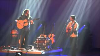 Reflections in the Water - Newton Faulkner &amp; Ryan Keen (Live)