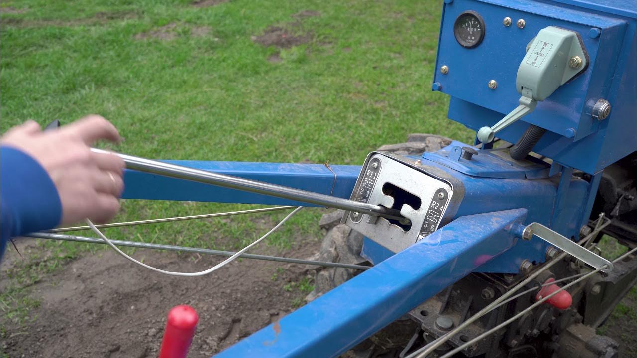 Мотоблок мотор сич мб-13е. Мотоблок мотор сич коробка передач. Кпп мотоблок мтз-09н. Мтз-09н мотоблок органы управления. Как включить передачу на мотоблоке.