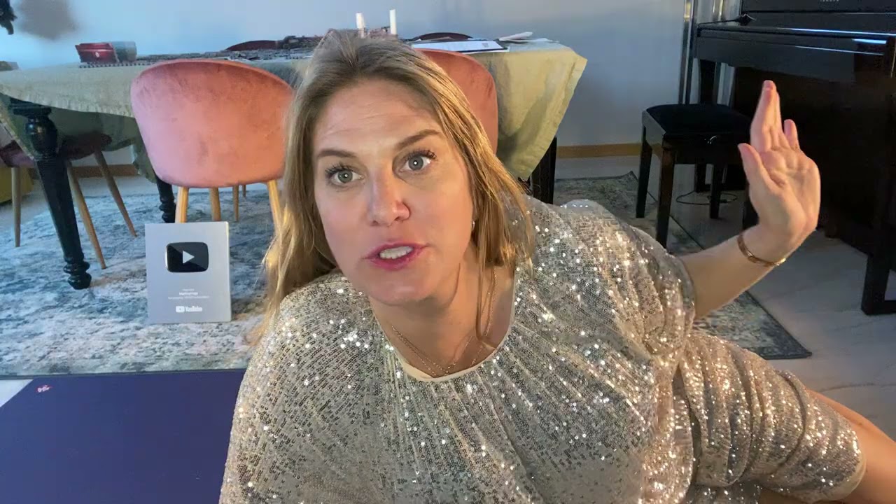 YOGA CLASS! Day 835 of yoga and gratefulness