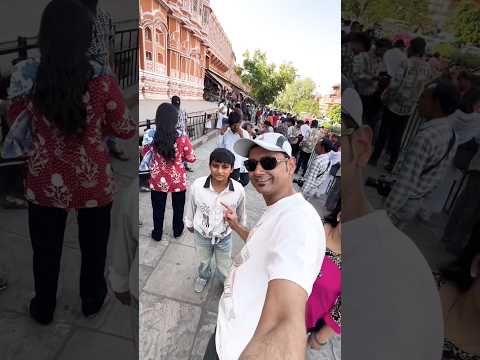 Hawamahal jaipur ka viral bachha