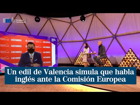 Un concejal de Valencia se pone la mascarilla para simular que habla inglés ante la Comisión Europea