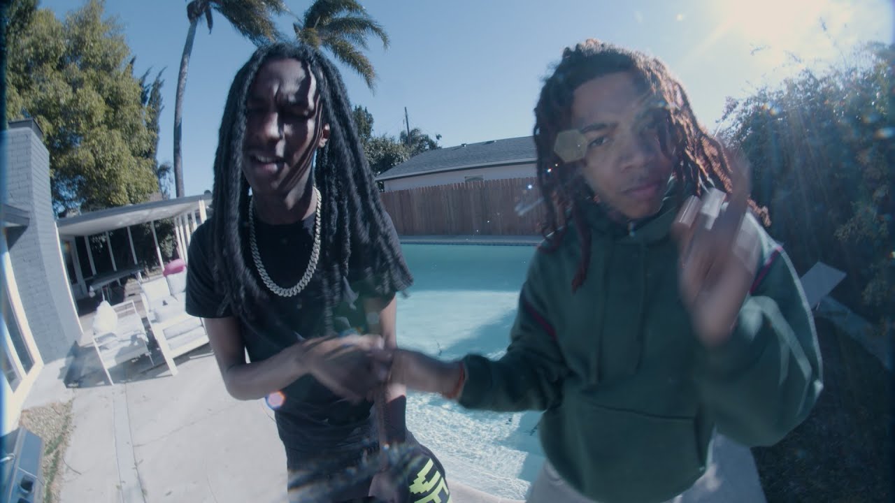Daro - Fake Love (Official Music Video) - YouTube