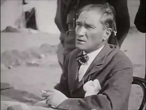 Atatürk sigara içme sahnesi