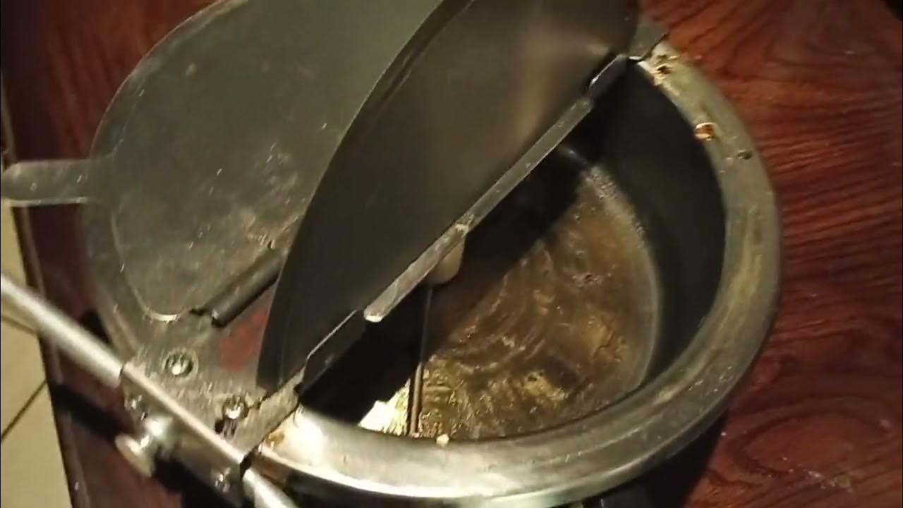 Deep cleaning our rental commercial popcorn machine. YouTube
