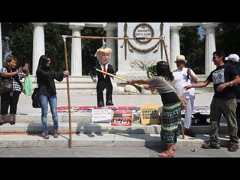 Video: Colorado Lärare Tar Trump Pinata Till Skolan