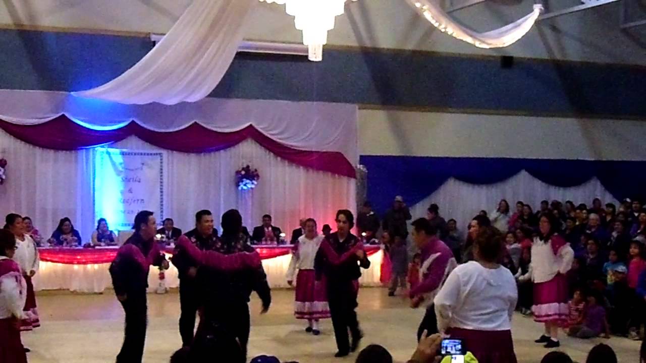 Waskaganish Dancers   June 29 2013