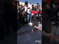 لطم المتظاهرين ع الشهداء لو يدري الشهيد انباكت الثوره