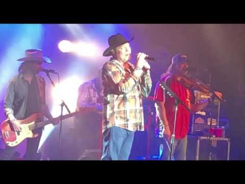 Tracy Lawrence   Alibis
