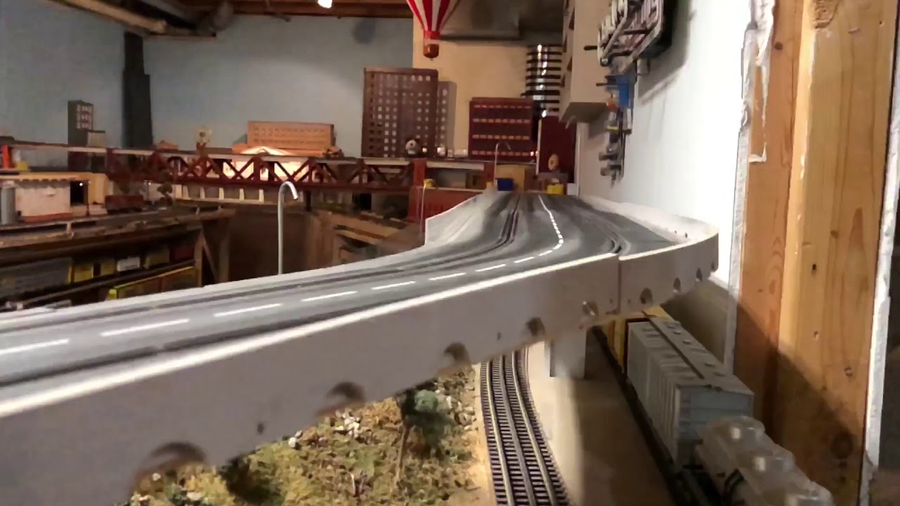 1/24 slot car track and O gauge train layout YouTube
