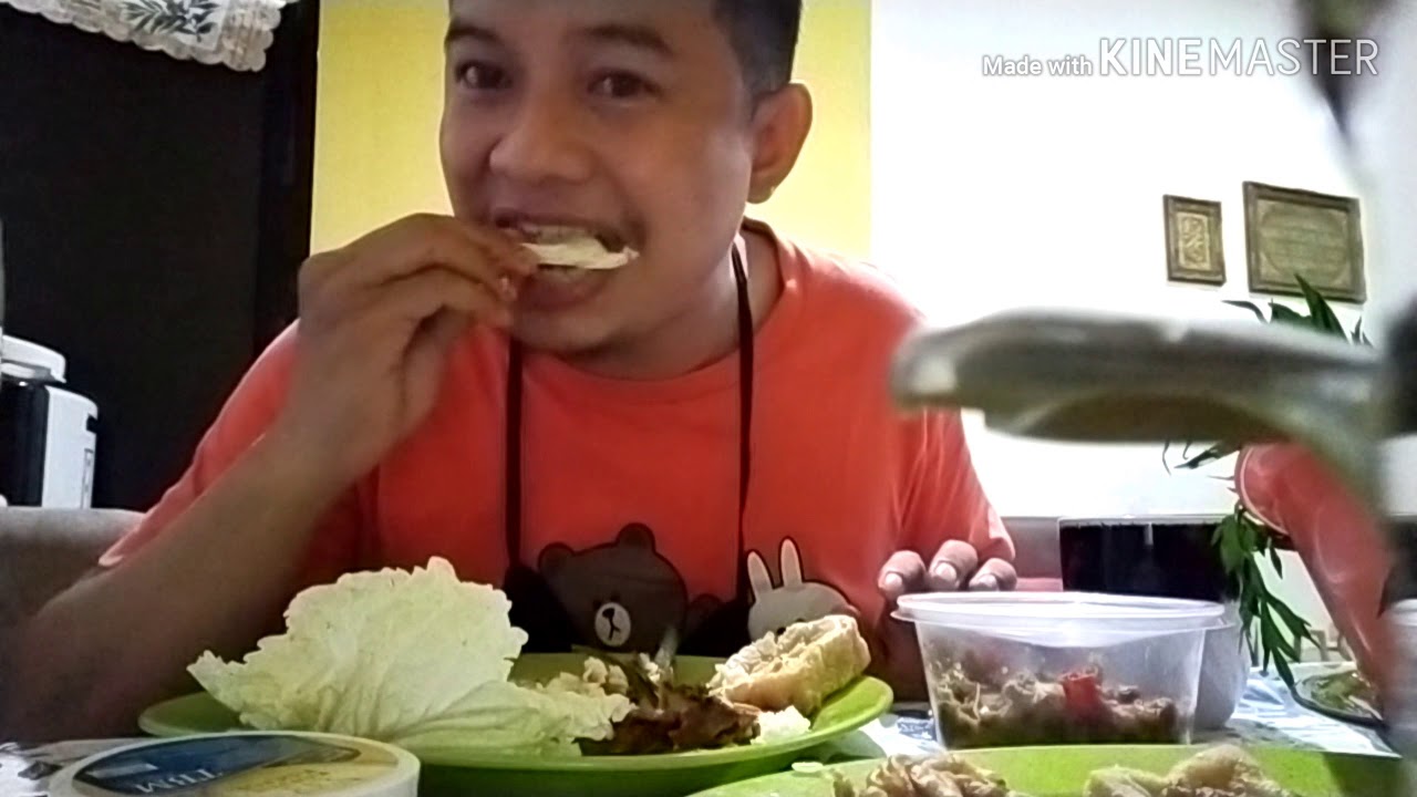 MAKAN BESAR ikan goreng sambal Padang - YouTube