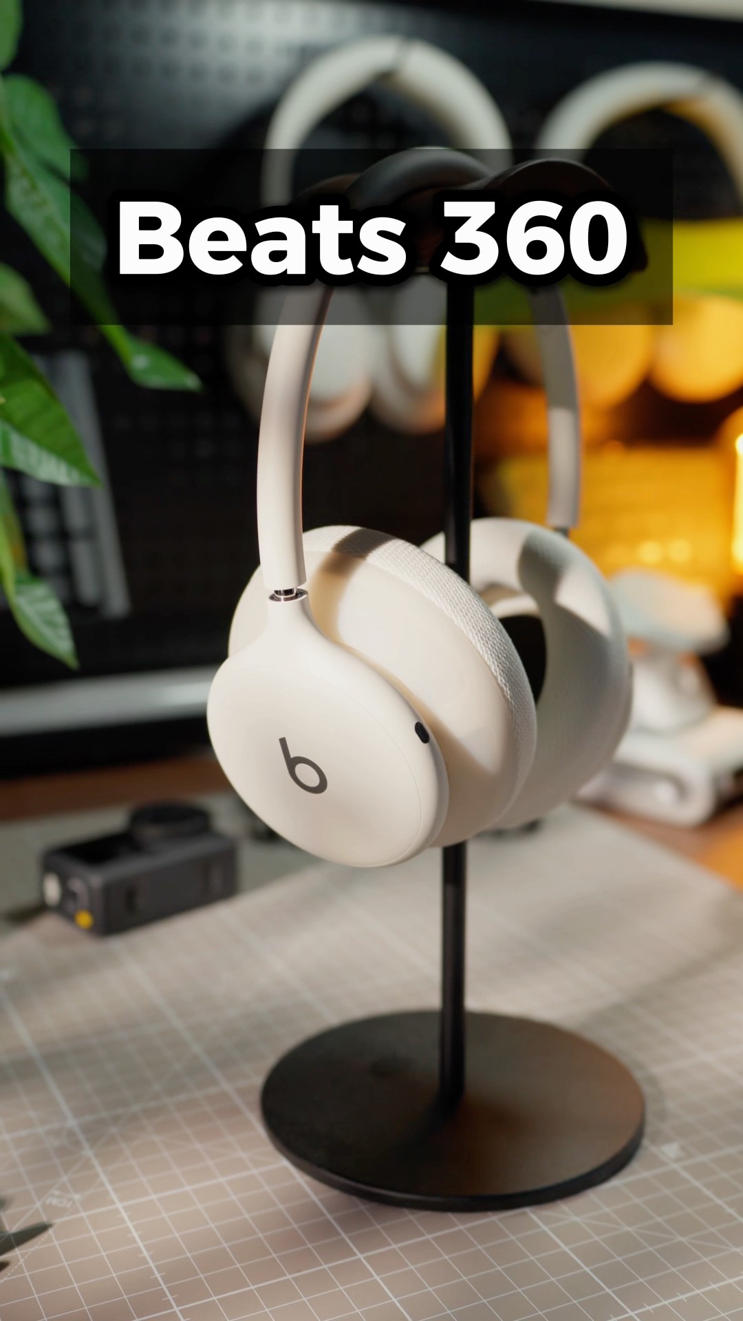 Beatsの最新ワイヤレスヘッドホン360！イヤーパッドとヘッドバンドを