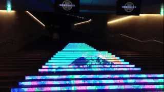赤坂サカス　駅の階段イルミネーション　Akasaka Sacas Illumination