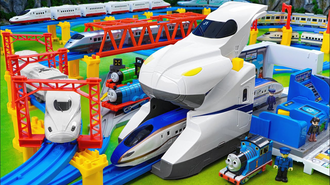 カププラの駅に電気も使わず動くホームドアを製作！》【カプセル