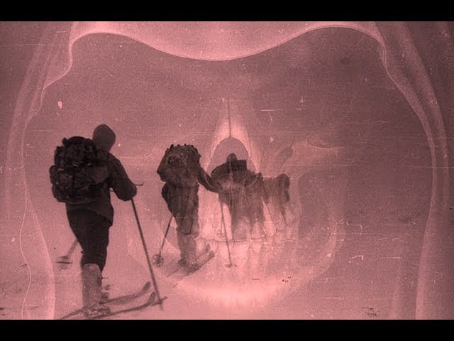 Ruslar uxlayotgan ayollarni sikishadi Koltuk kiygan fohisha surati