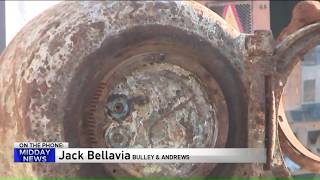 Construction crew finds decades-old safe at Chicago synagogue