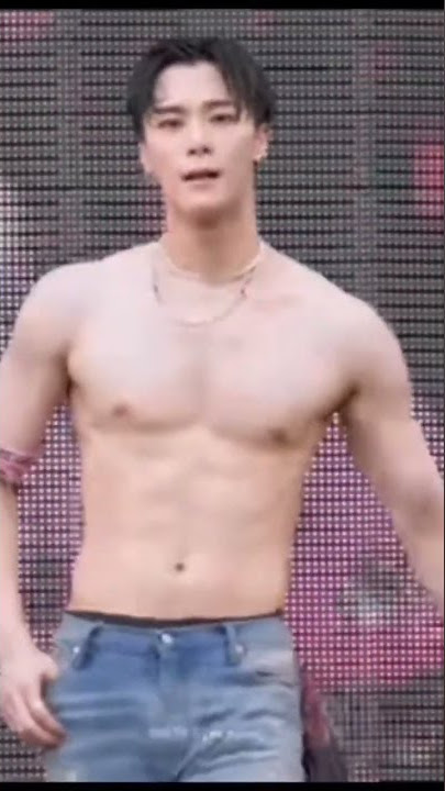 ASTRO Moonbin in sexy performance