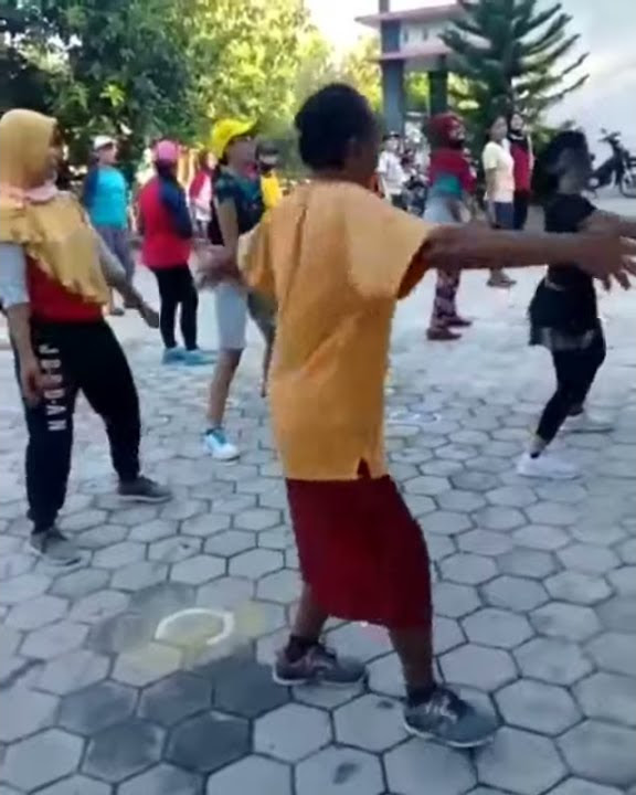 Ibu' senam lucu🤭