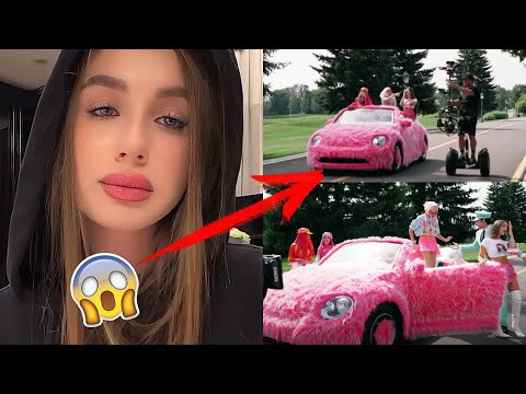 Машина леди Дианы розовая