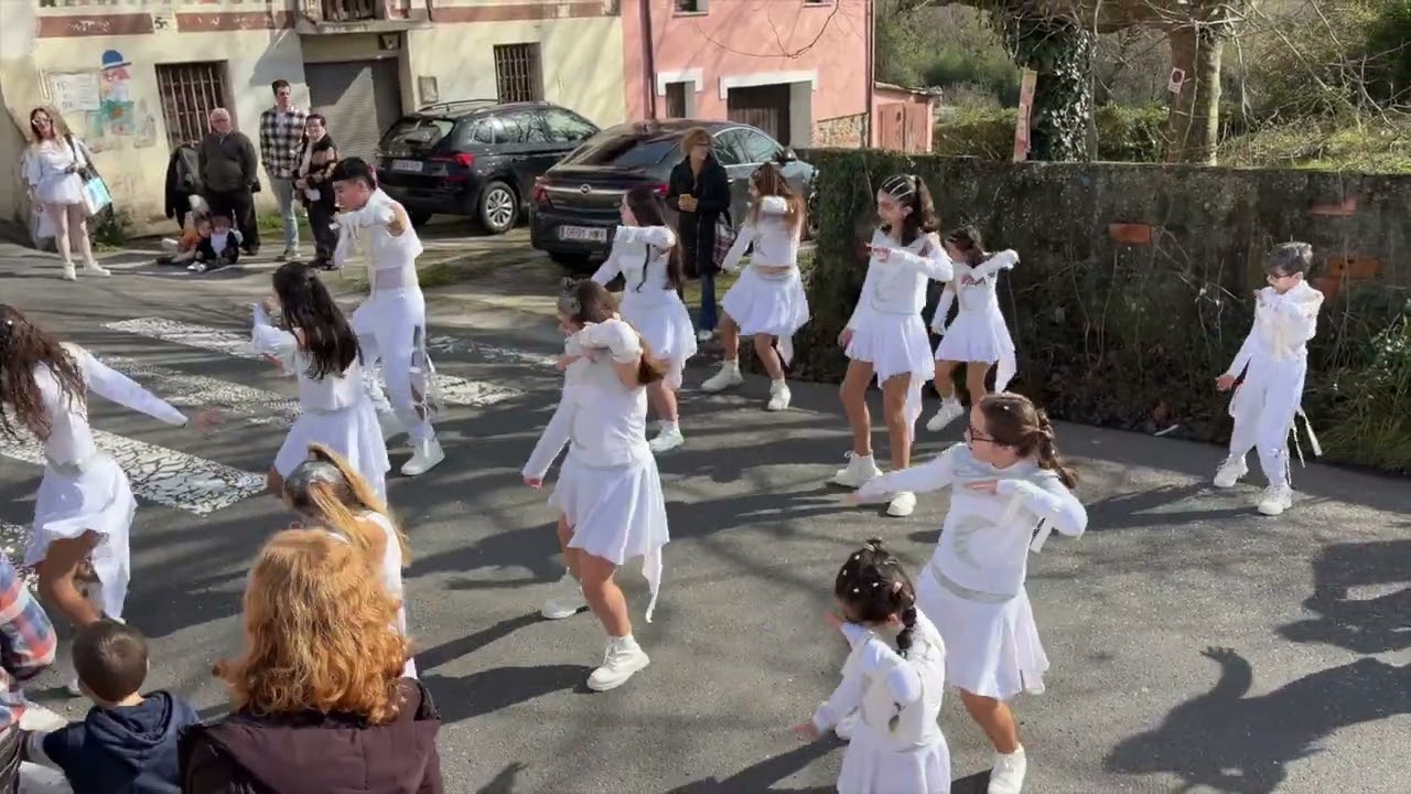 COMPARSA SHOWTIME Carnavales 2026 Donostia