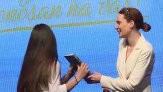 Kadrovi sa dodjele diploma 'Luča' učenicima podgoričkih osnovnih škola Kadrovi sa dodjele diploma 'Luča' učenicima podgoričkih osnovnih škola