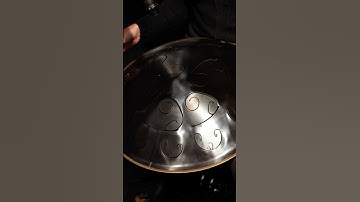 One touch = an entire chord 🤫 You can watch the full version of this video on our YouTube channel.