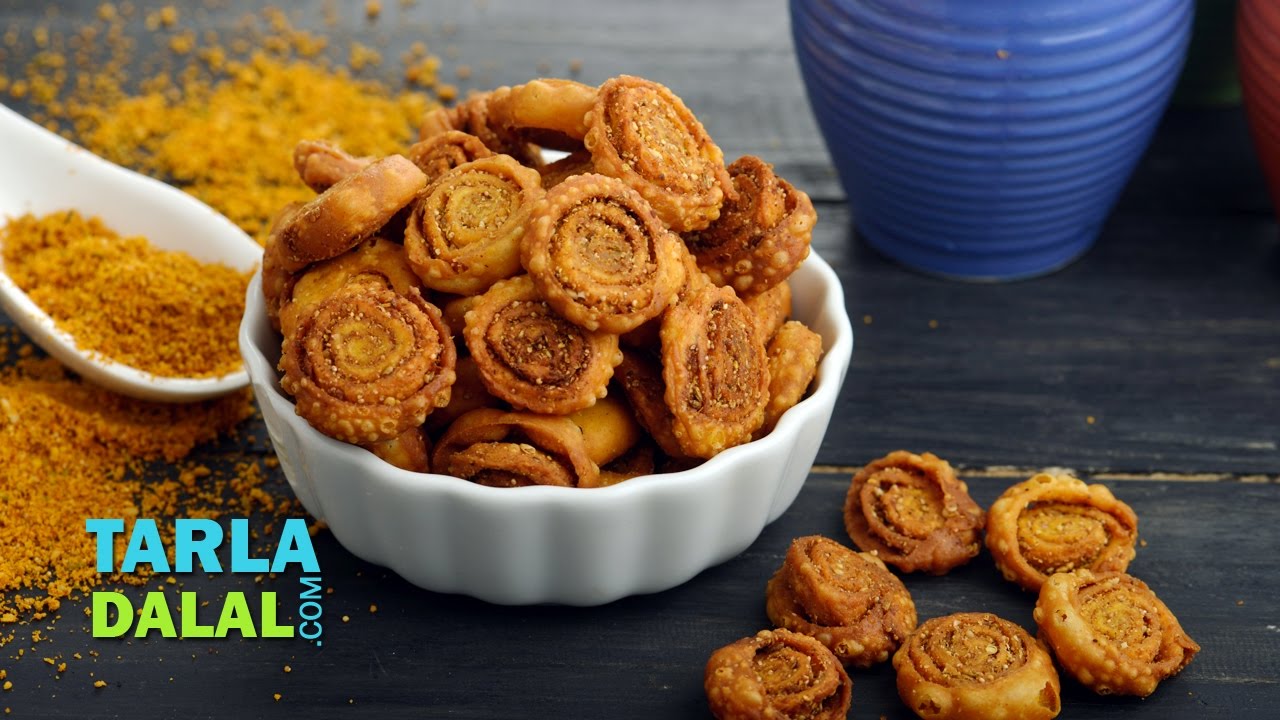 Mini Bhakarwadi, Maharashtrian Dry Snack by Tarla Dalal