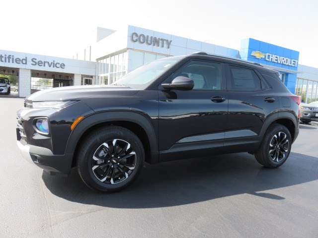 midnight blue 2021 trailblazer