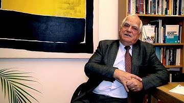Interview with Peter Eigen 4/6 - How does EITI provide added value for civil society?