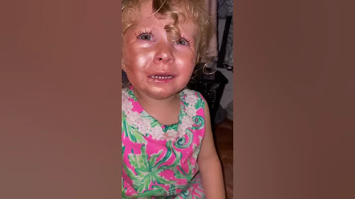 I could never get mad at her! She was so sad here it breaks my heart 😭 #RIPanastasiapalette