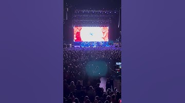 First song I ever learned on guitar. #cantexplain