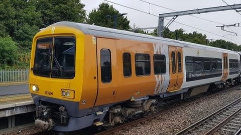 Class 323 nice GTO thyristor sounds!