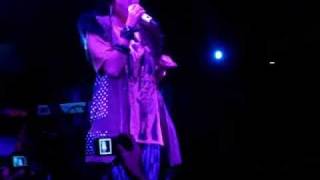 Download Lagu Agnes Monica - Temperature (Medley) (Live at Klapa Pecatu Bali. Oct, 2nd 2009) by Giannilucha MP3