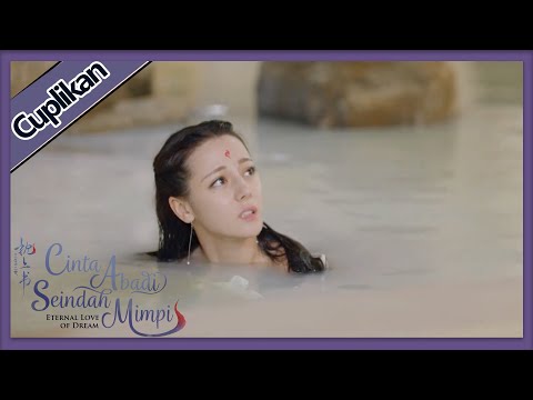 Eternal Love of Dream | Cuplikan EP25 Part 1 Terlihat Ketika Mandi | 三生三世枕上书 | WeTV 【INDO SUB】