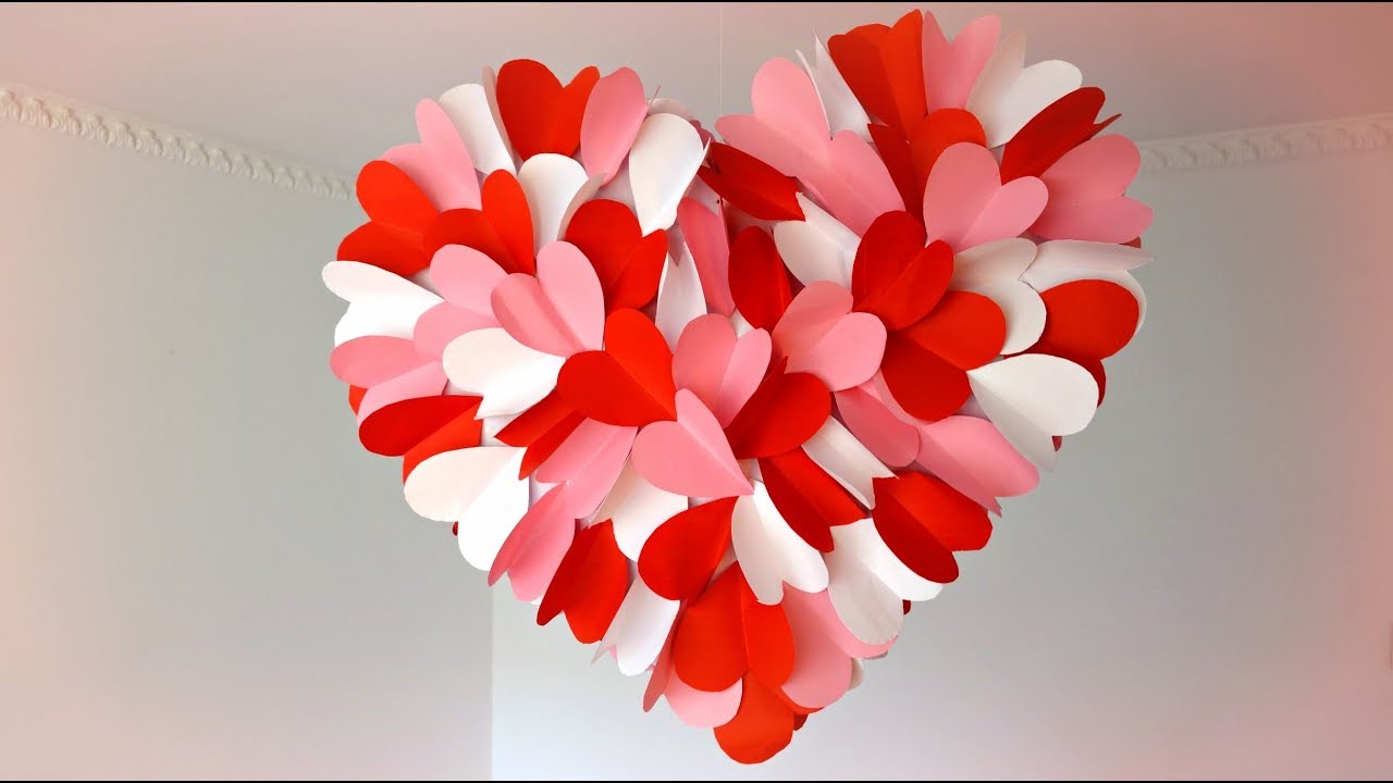Hanging Hearts Decor DIY Valentine - My Crafty Zoo