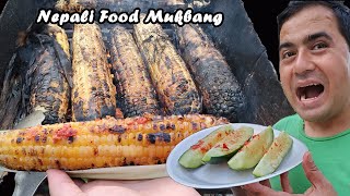 सजिलो र स्वादिलो हरियो मकै / Aago ma poleko Makai || Nepali Food Mukbang
