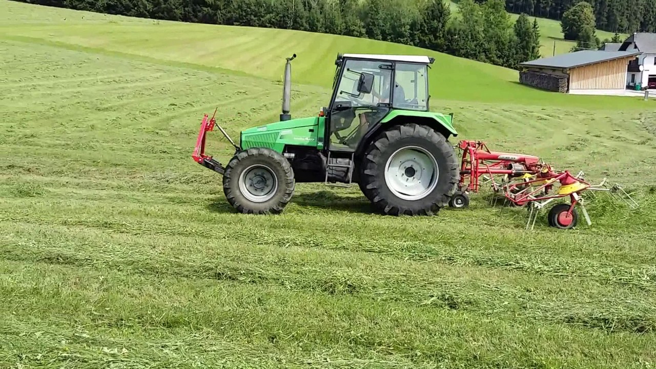 Deutz-Fahr 4.07 am Kreiseln teil 2