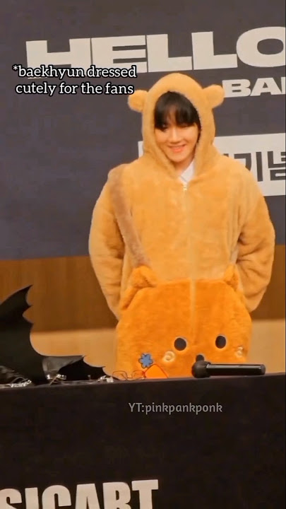 #baekhyun exposed himself 🍑🤣 #cute #exo #chanyeol #suho #chen #xiumin #kai #sehun #d.o #lay #india