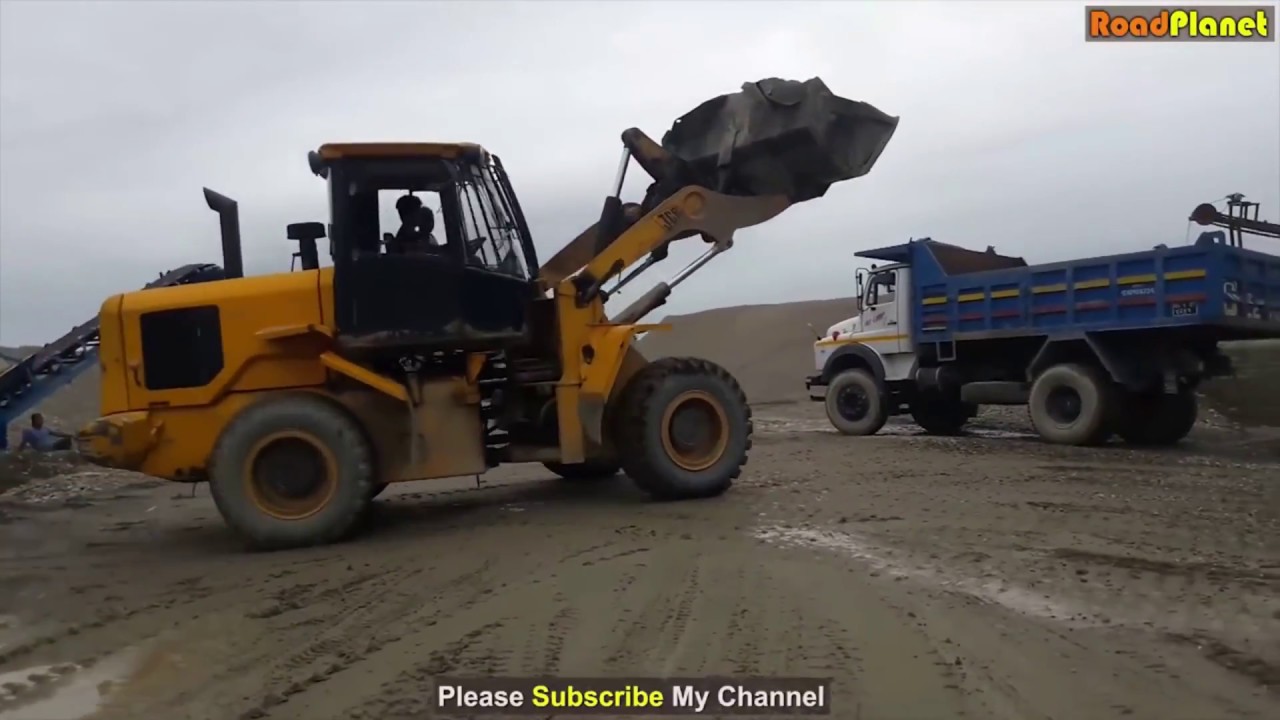 Amazing Dozer Stunts Caught on Camera