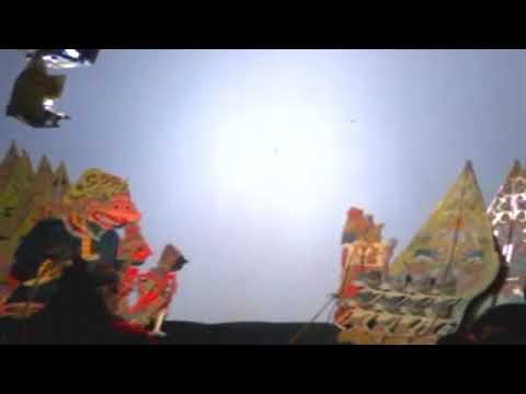 LINGSANGGENI GUGAT 02 - Wayang Kulit Gagrag Banyumasan Oleh Ki Dalang Sugino Siswocarito