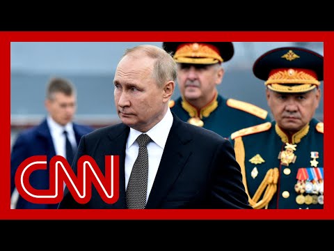 Video: A curious case with Putin's photographs